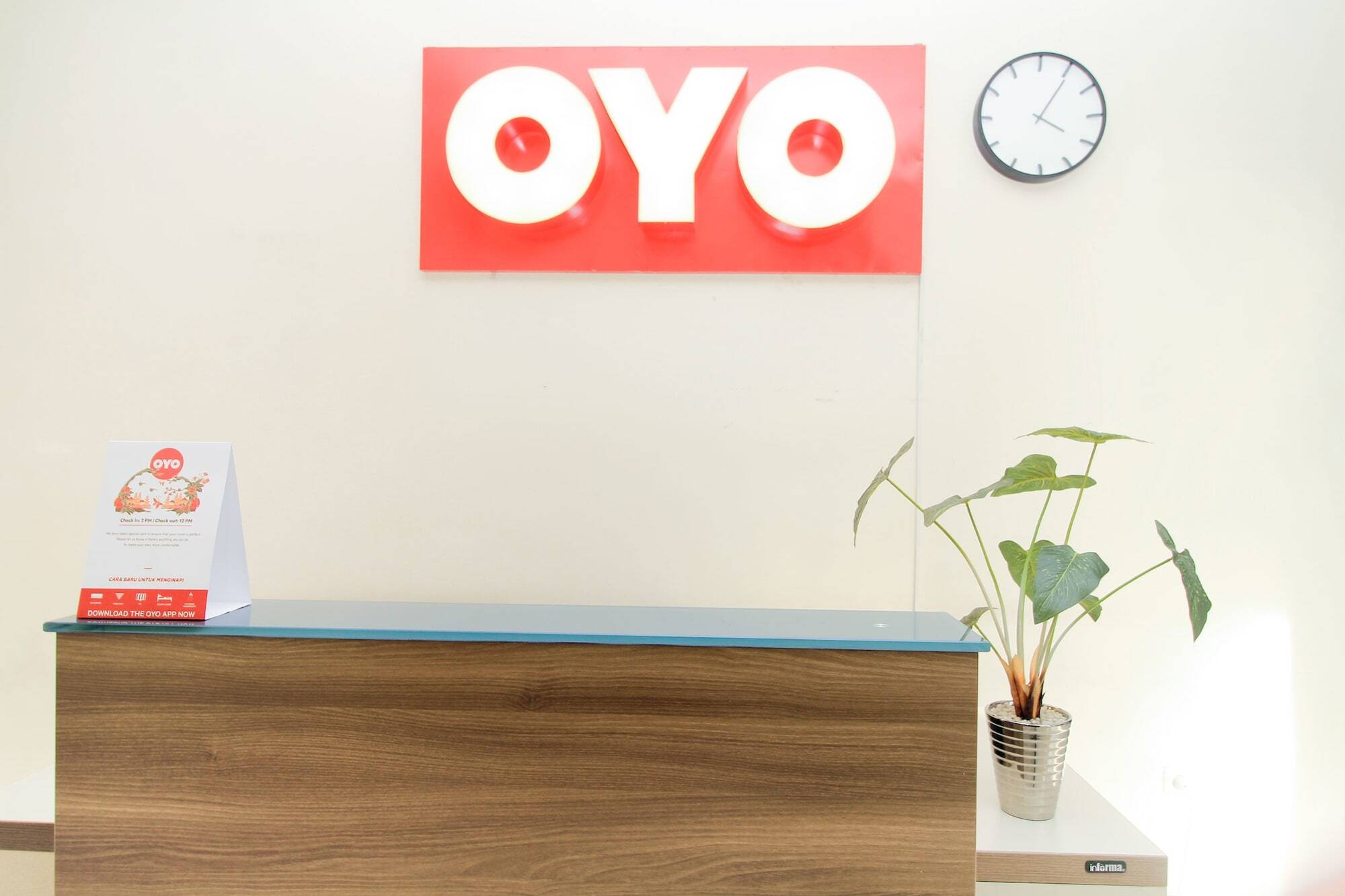 Oyo 204 Blessing Residence Surabaya Luaran gambar